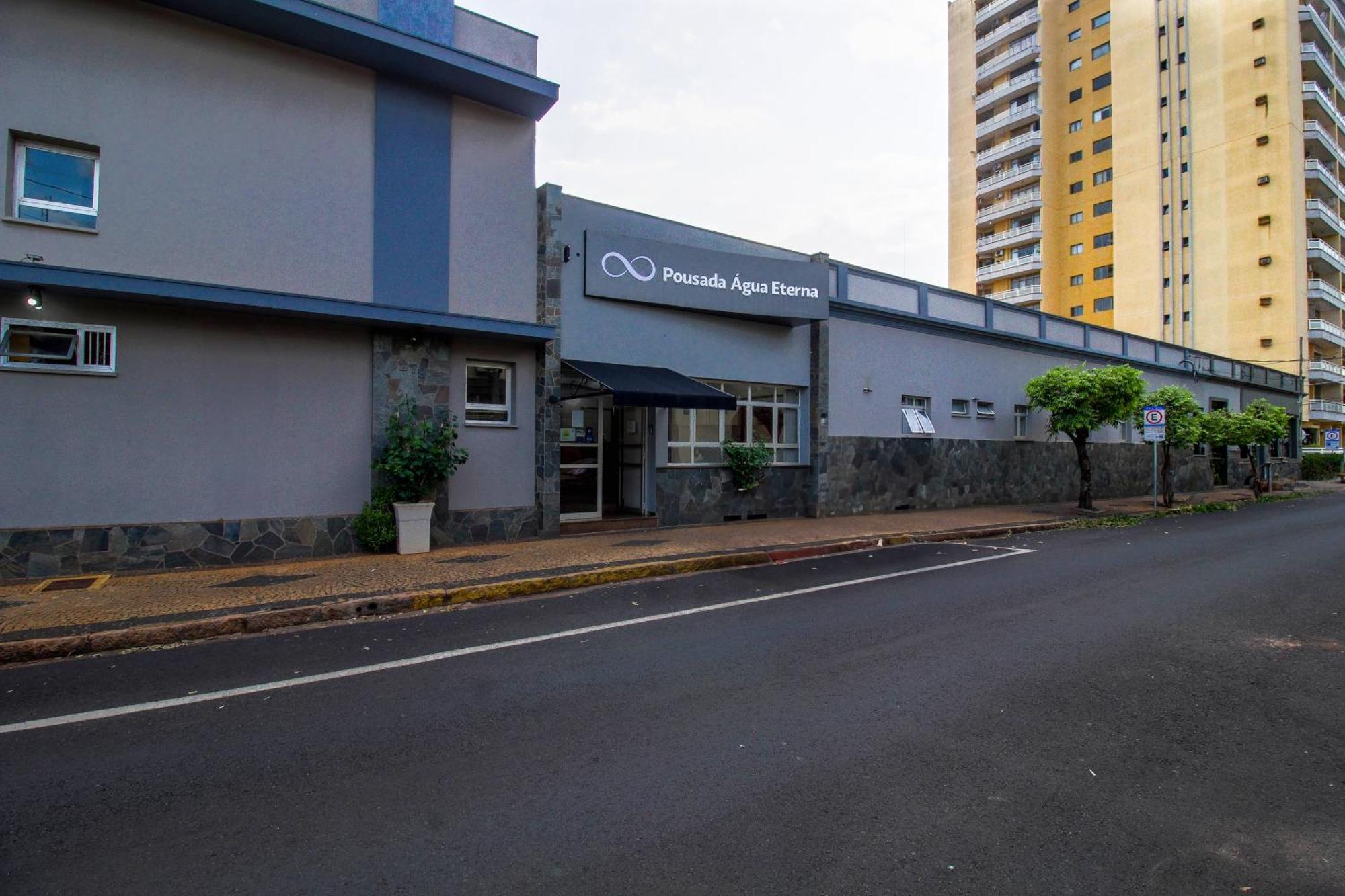 Pousada Agua Eterna - Proximo Ao Museu De Cera, Hot Beach E Thermas Dos Laranjais Olímpia Extérieur photo
